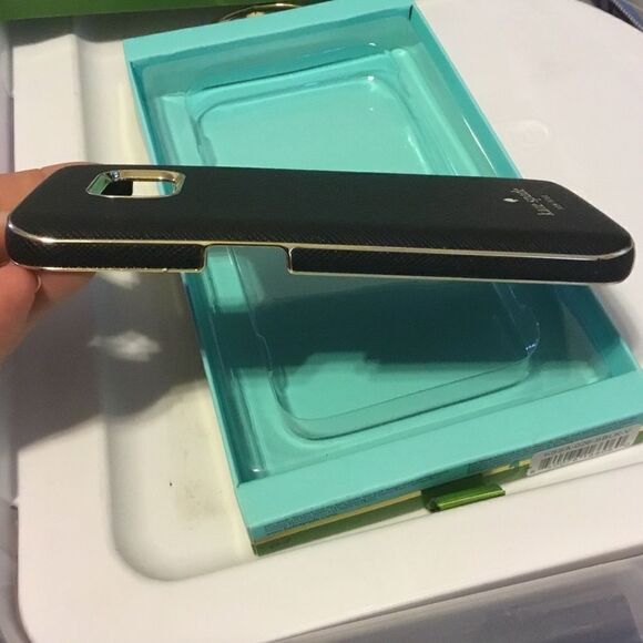 Kate Spade Saffiano Wrap Case for Galaxy S7 (K) - Picture 5 of 8